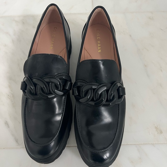 Cole Haan Woman’s Geneva Chain Loafer Black Size 8.5 never worn - Picture 1 of 8